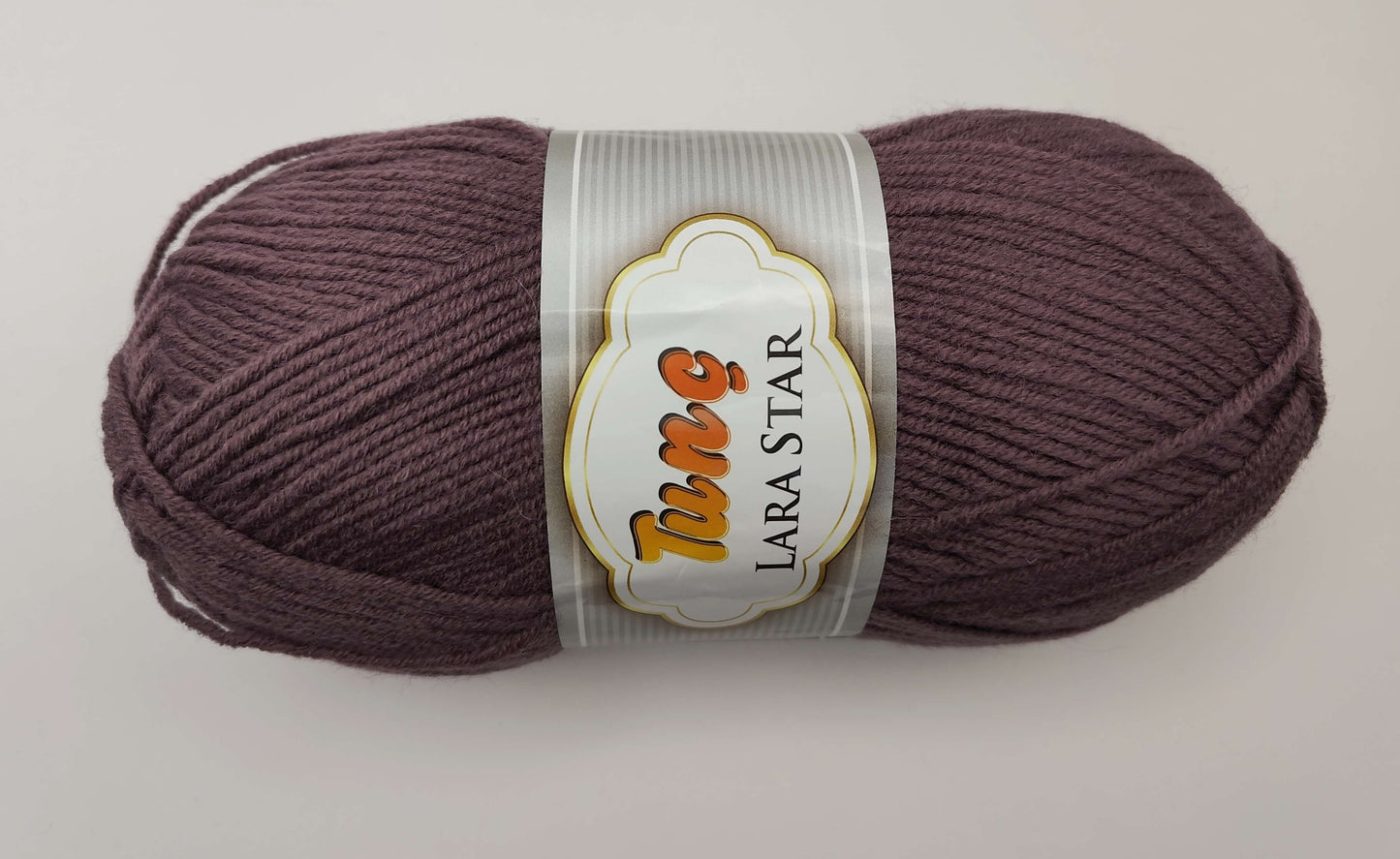 Lara Star lila 49% villa 51% akryylilankakerä.