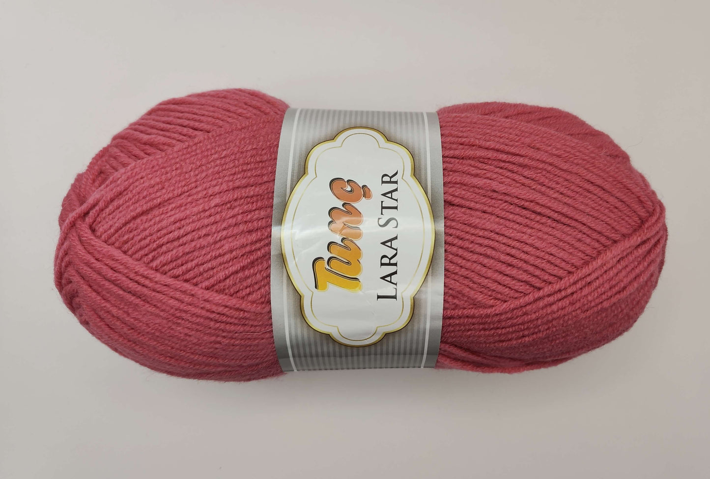Lara Star pinkki 49% villa 51% akryylilankakerä.