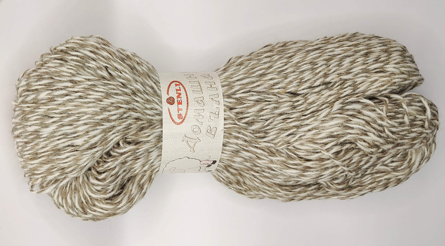 Stenli 100% luonnonvilla 2ply beigevalkoinen lanka.