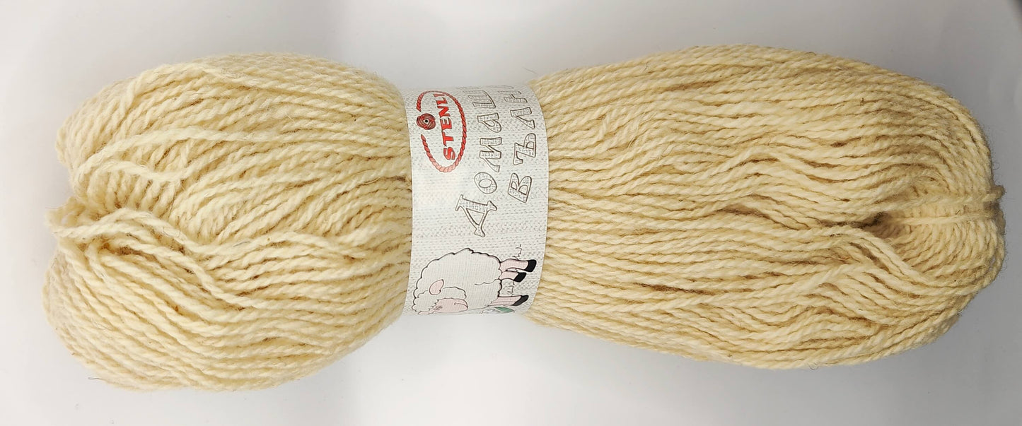 Stenli 100% luonnonvilla 2ply luonnonvalkoinen lanka.