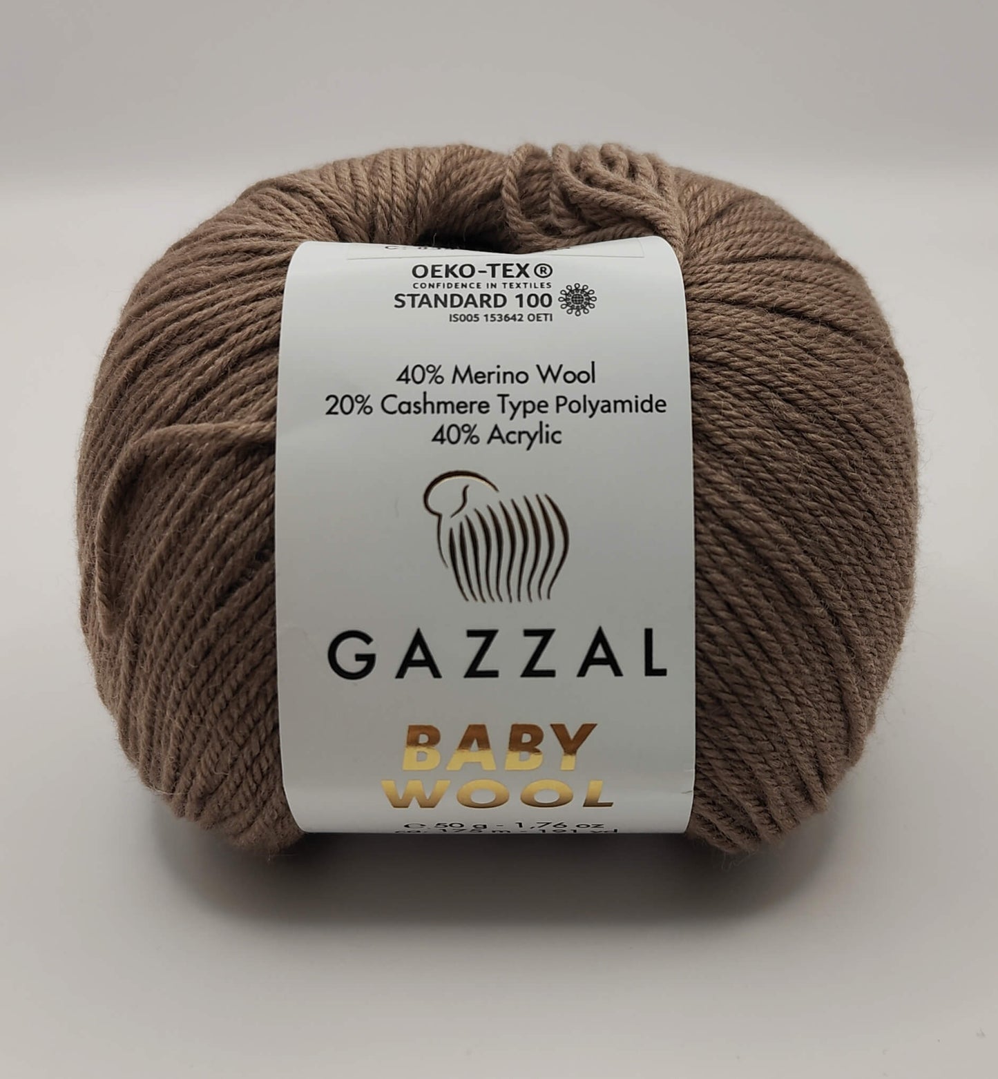 Gazzal Baby Wool ruskea merinopolyamidiakryylilankakerä.