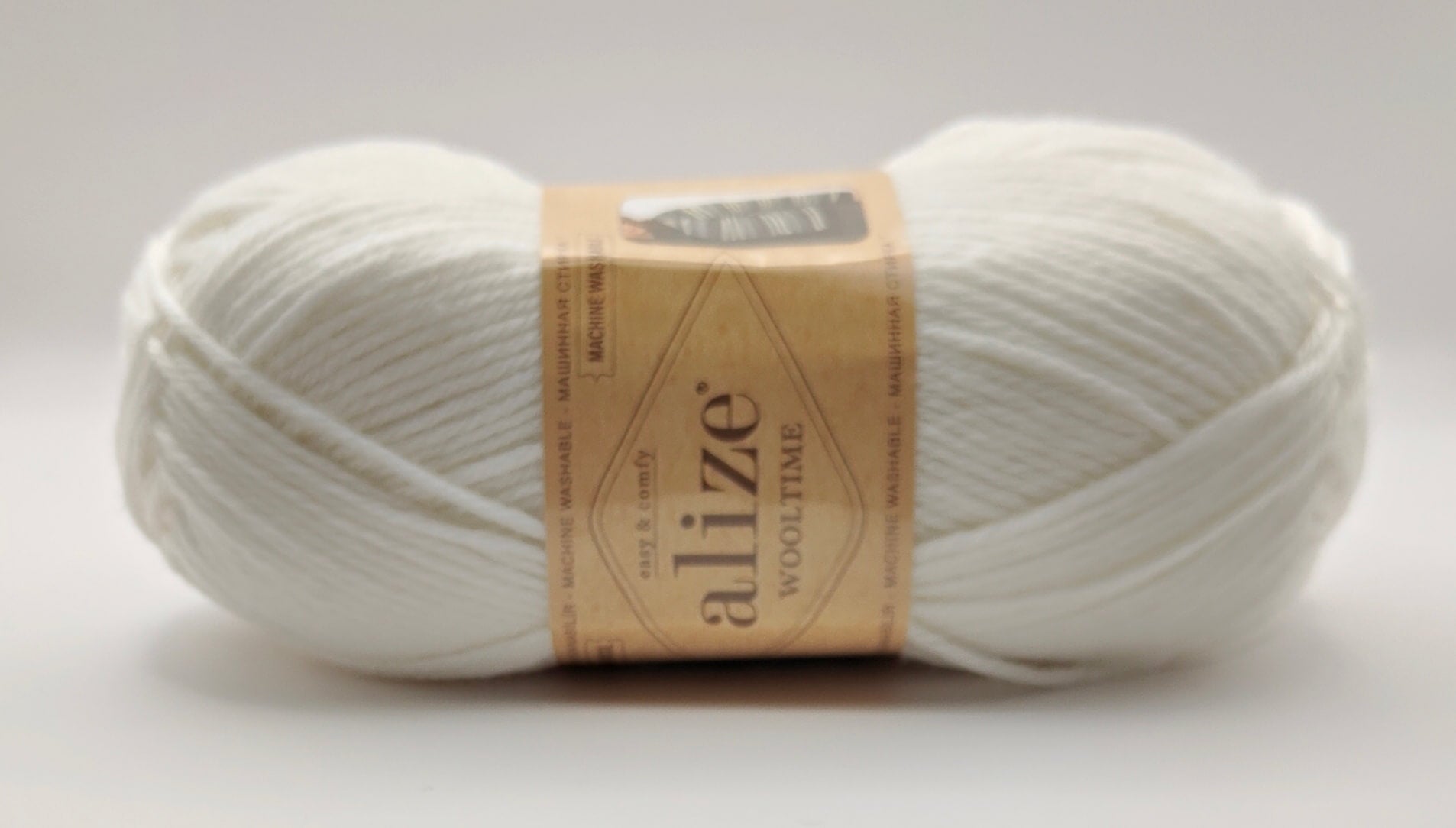 Alize Wooltime valkoinen neulelanka.