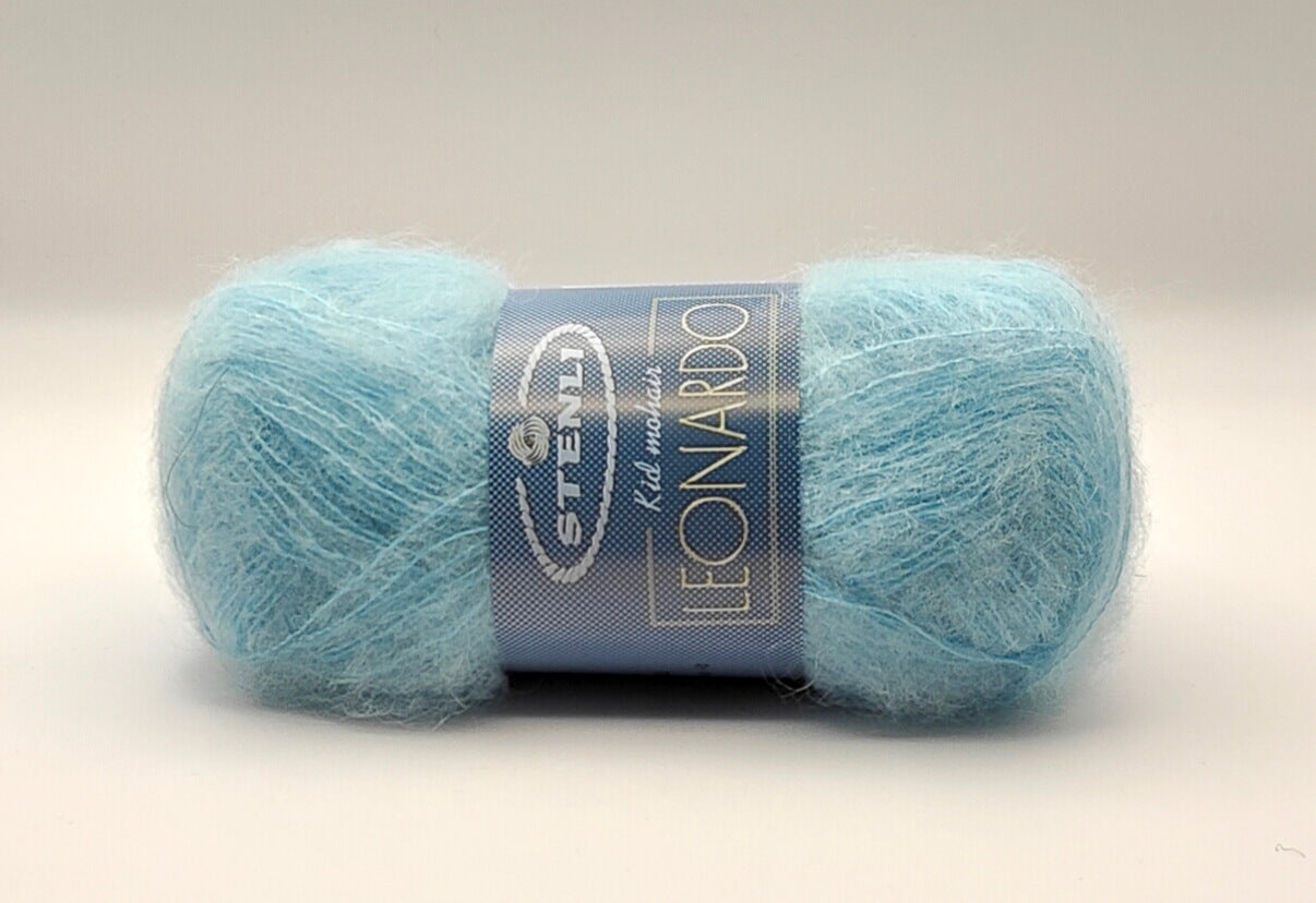 Leonardo kid mohair taivaansininen lankakerä.