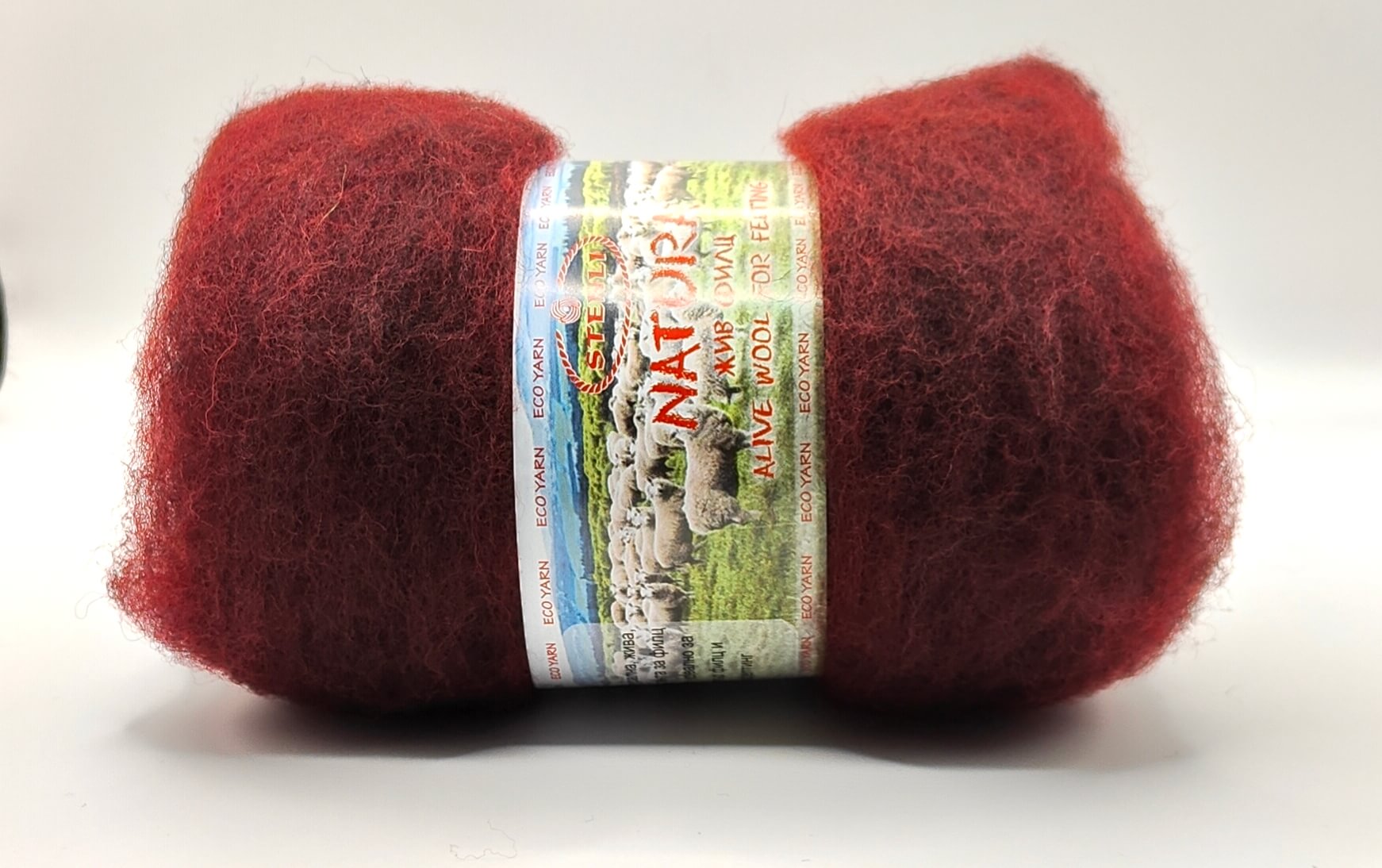 Viininpunainen Natura huovutusvilla.