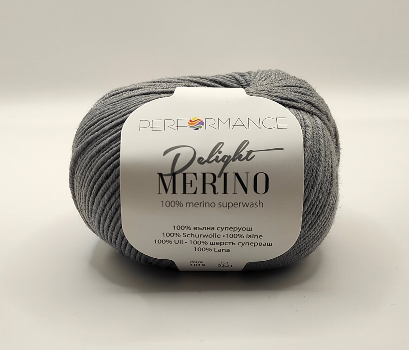Merino Delight 100% harmaa merinovillalanka.